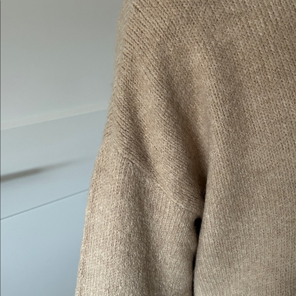 H&M Bert n’ Ernie Mock Neck Sweater NWOT - Picture 7 of 13